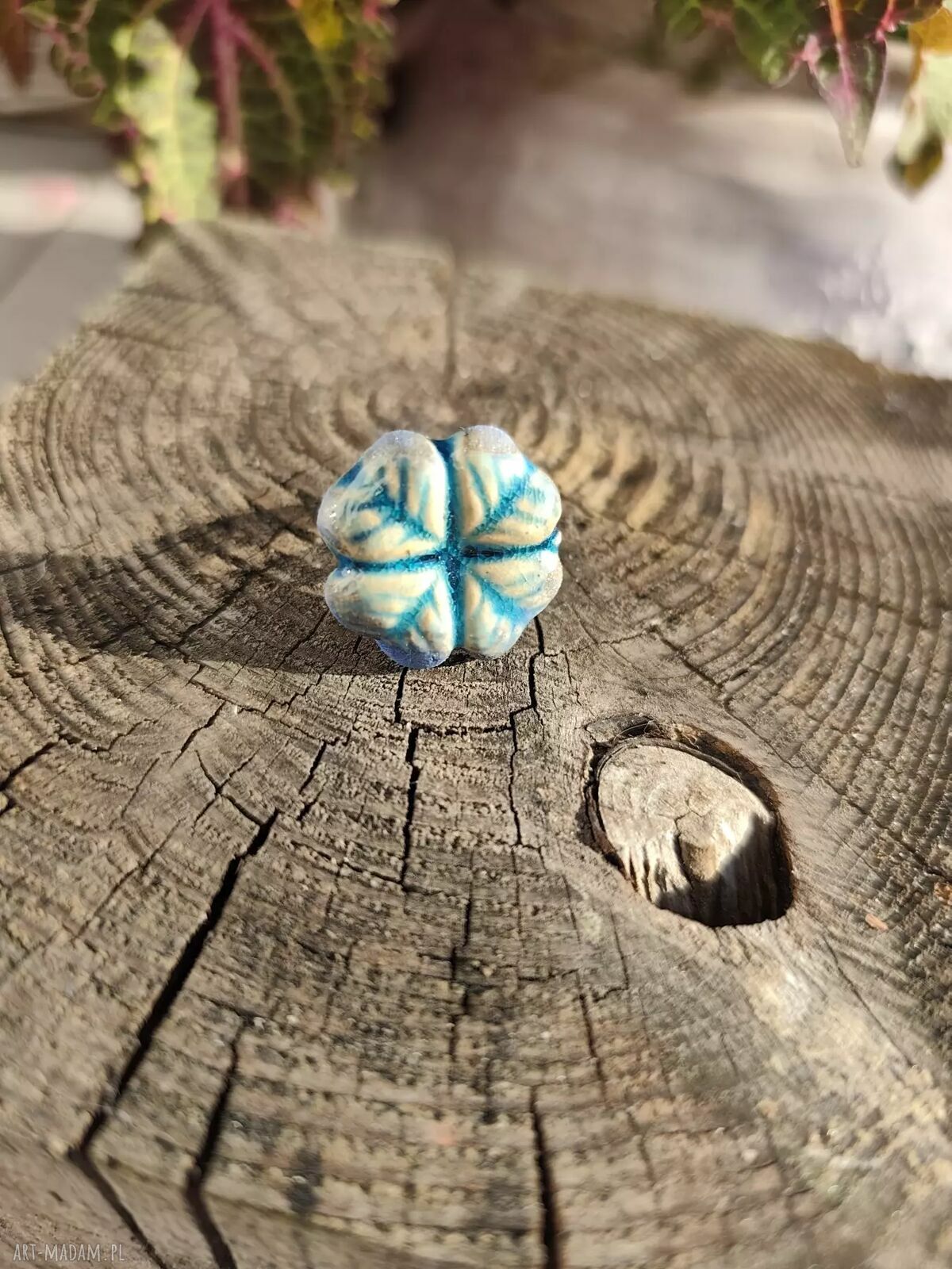 Turkusowy pierścionek ceramiczny na stali nierdzewnej