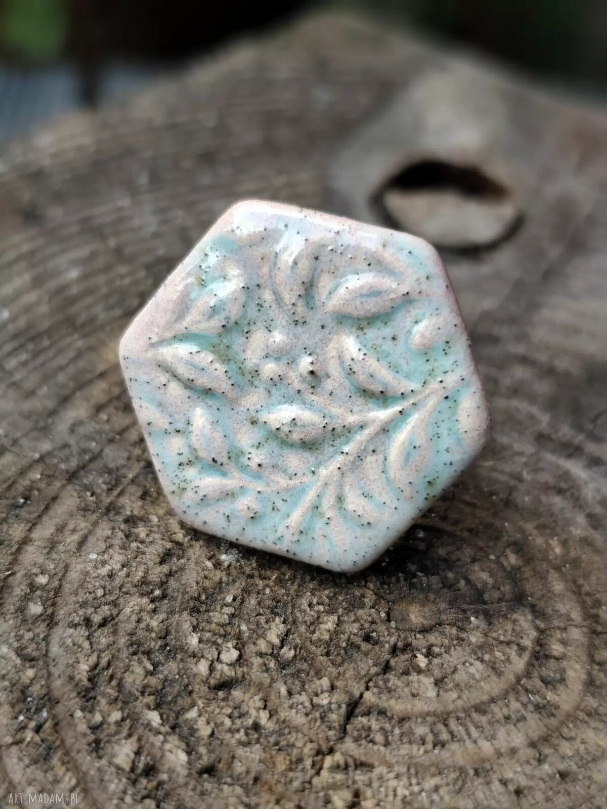 Ręcznie wykonany pierścionek ceramiczny 18