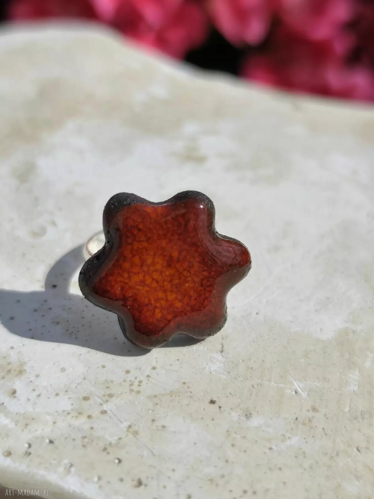 Pierścionek ceramiczny czerwono-pomarańczowy - regulowany rozmiar