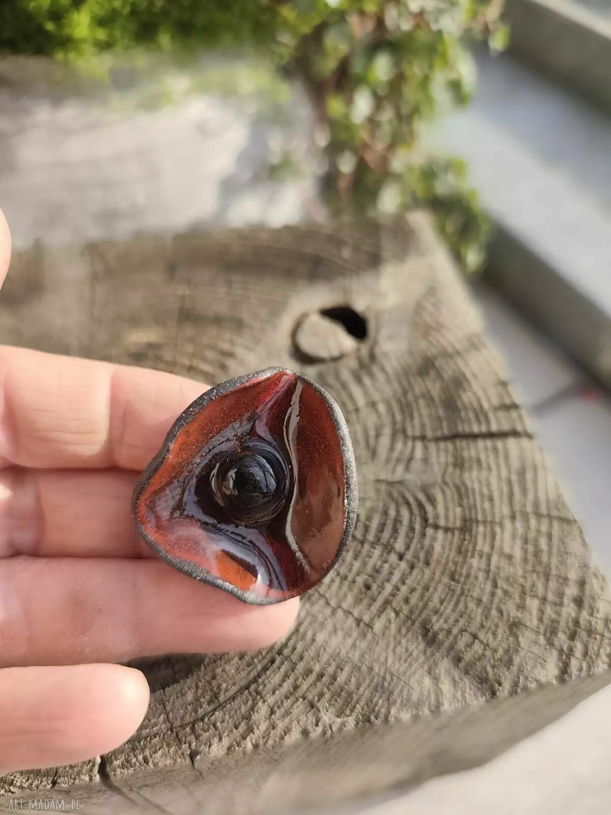 Czerwony pierścionek ceramiczny handmade 154