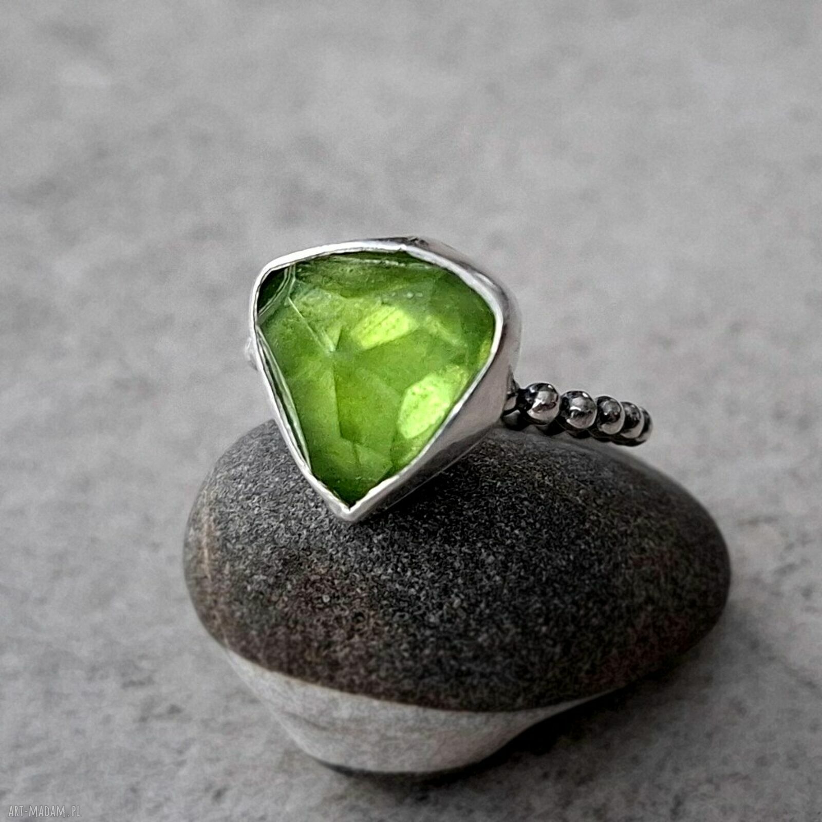 pierścionki: Lemon srebrny pierścionek z peridotem Hand Made