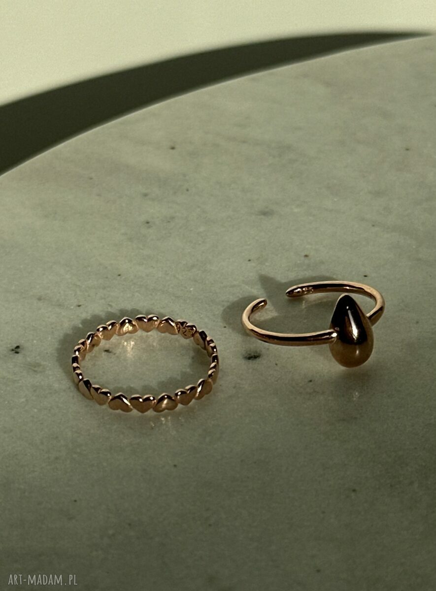 pierścionki: Pierścionek z kroplą z różowego złota ręcznie wykonane