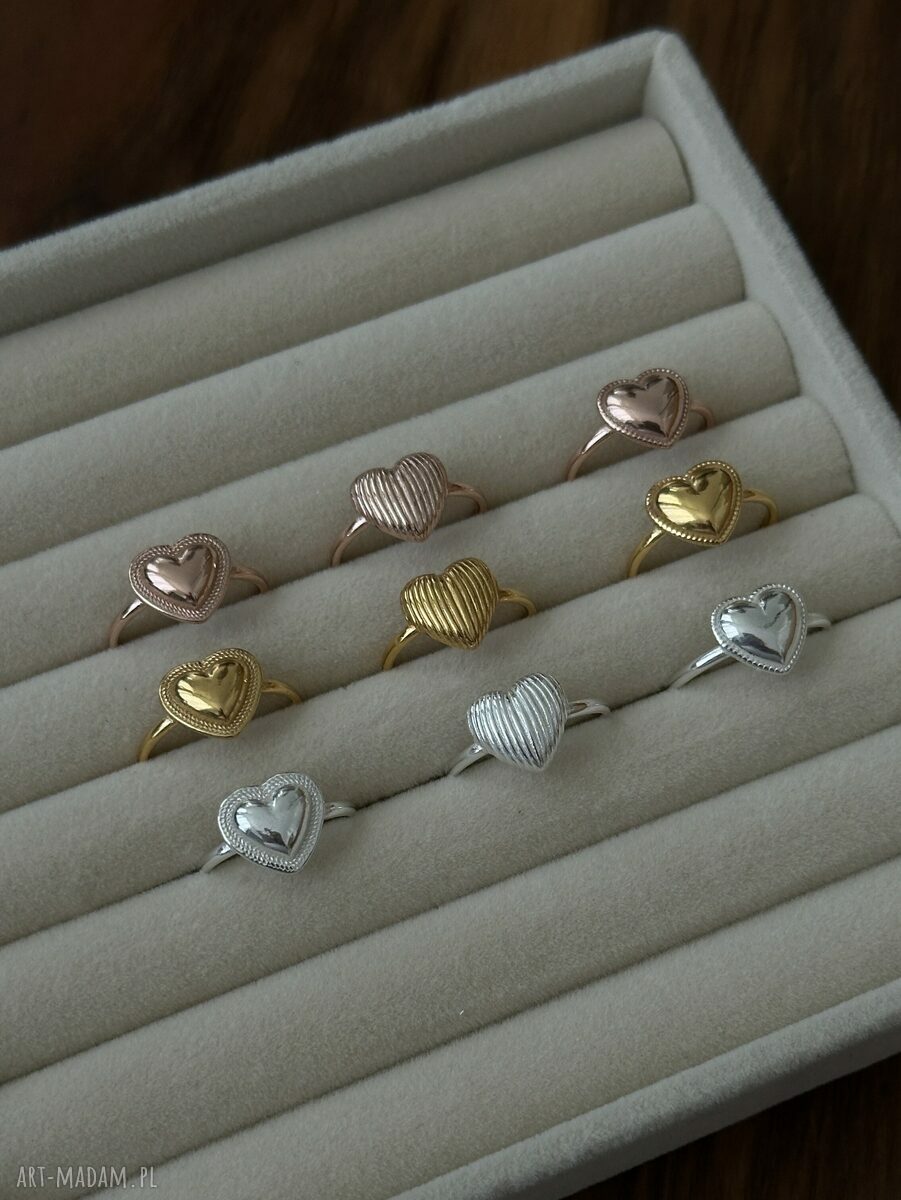 pierścionki: Pierścionek z sercem z różowego złota Handmade