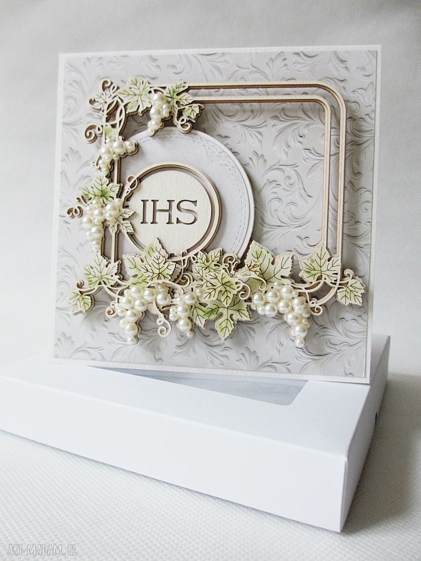 Pierwsza Komunia - kartka w pudełku scrapbooking z elementami 3D