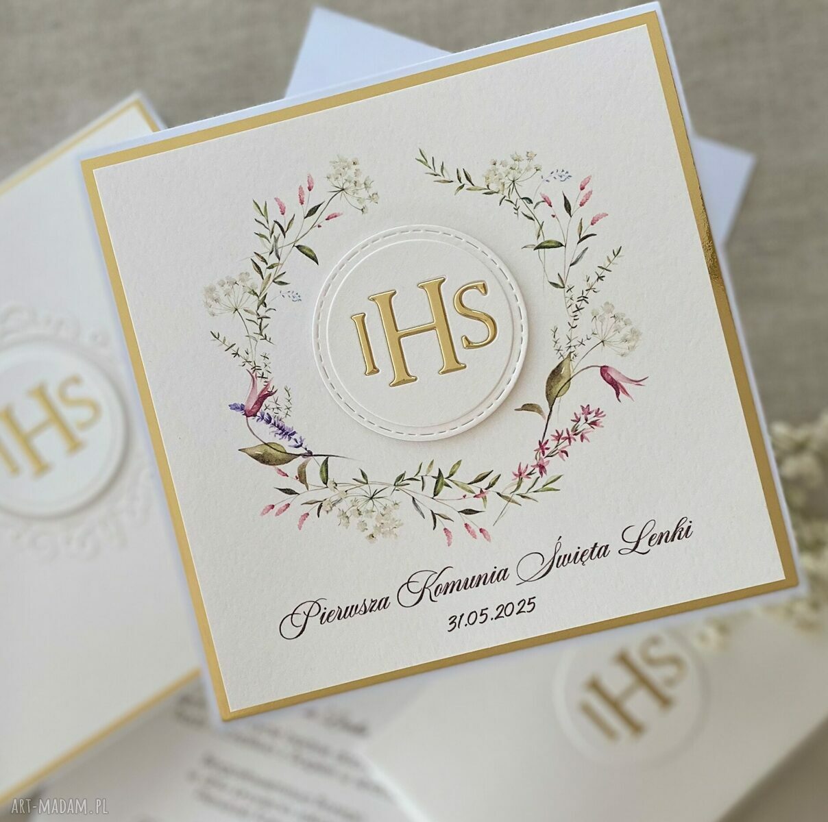 Pamiątka Pierwszej Komunii w pudełku z kopertą - personalizowana Linia Gold