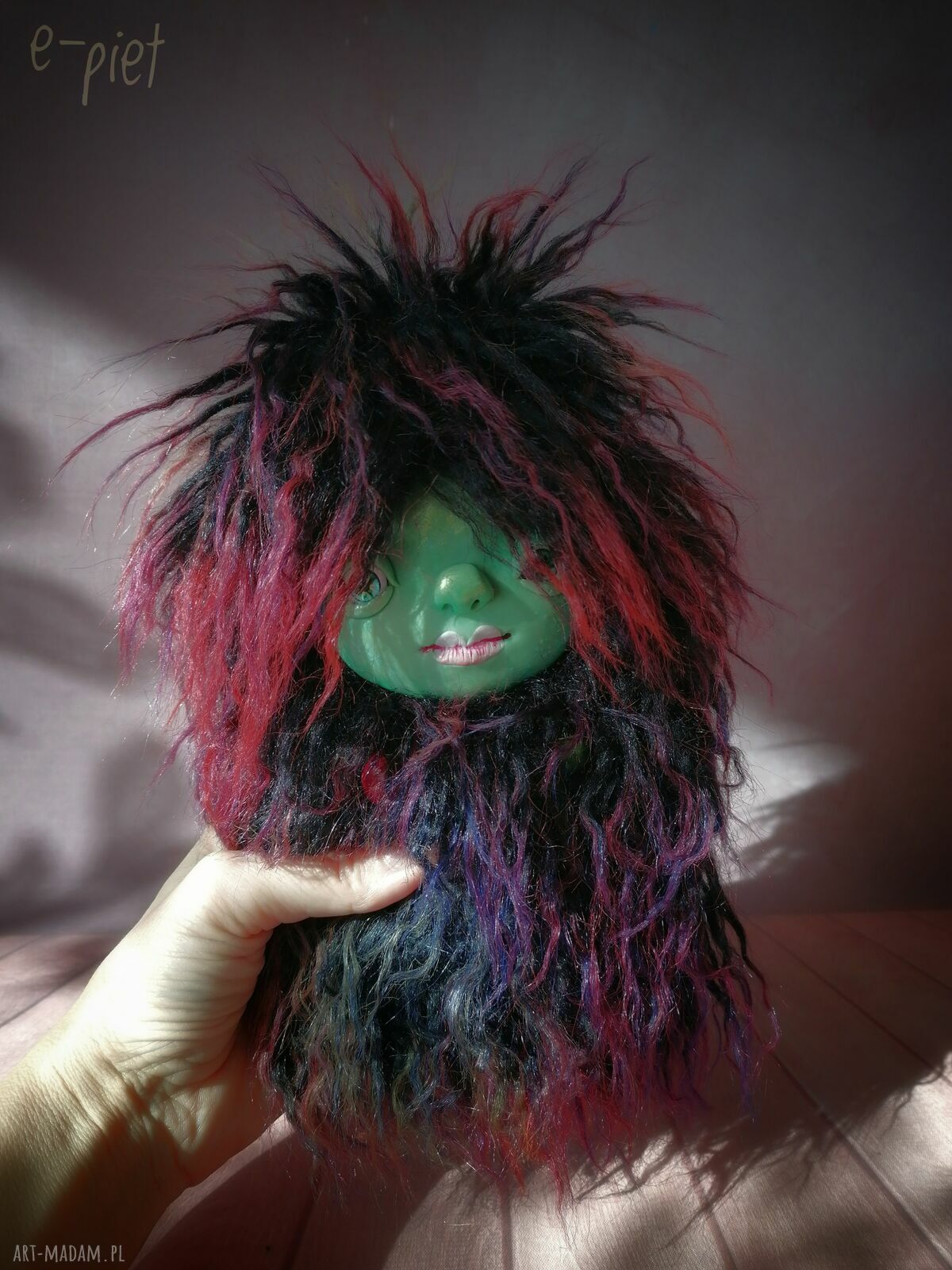 Trol Uszaty e-piet - artystyczna lalka kolekcjonerska do Twojego wnętrza (ok. 20 cm)
