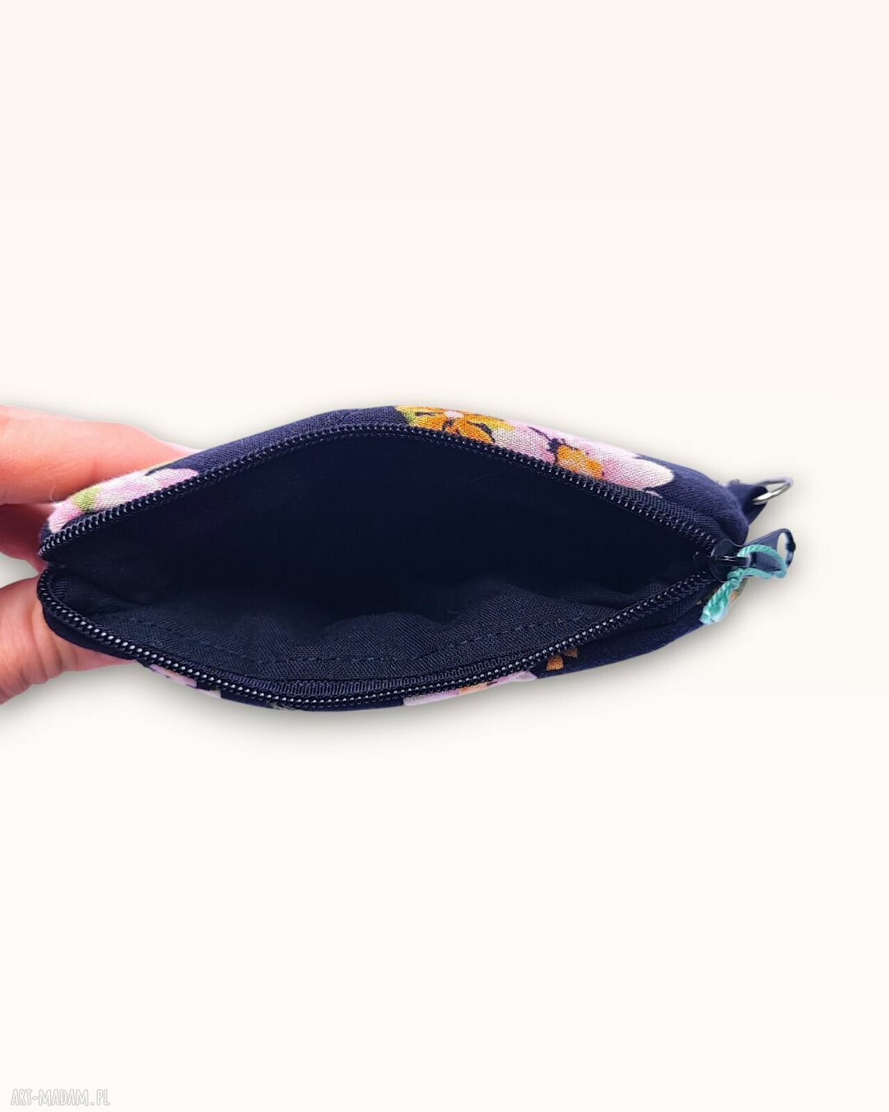 Pikowany kwiatowy portfelik i etui na karty z karabińczykiem