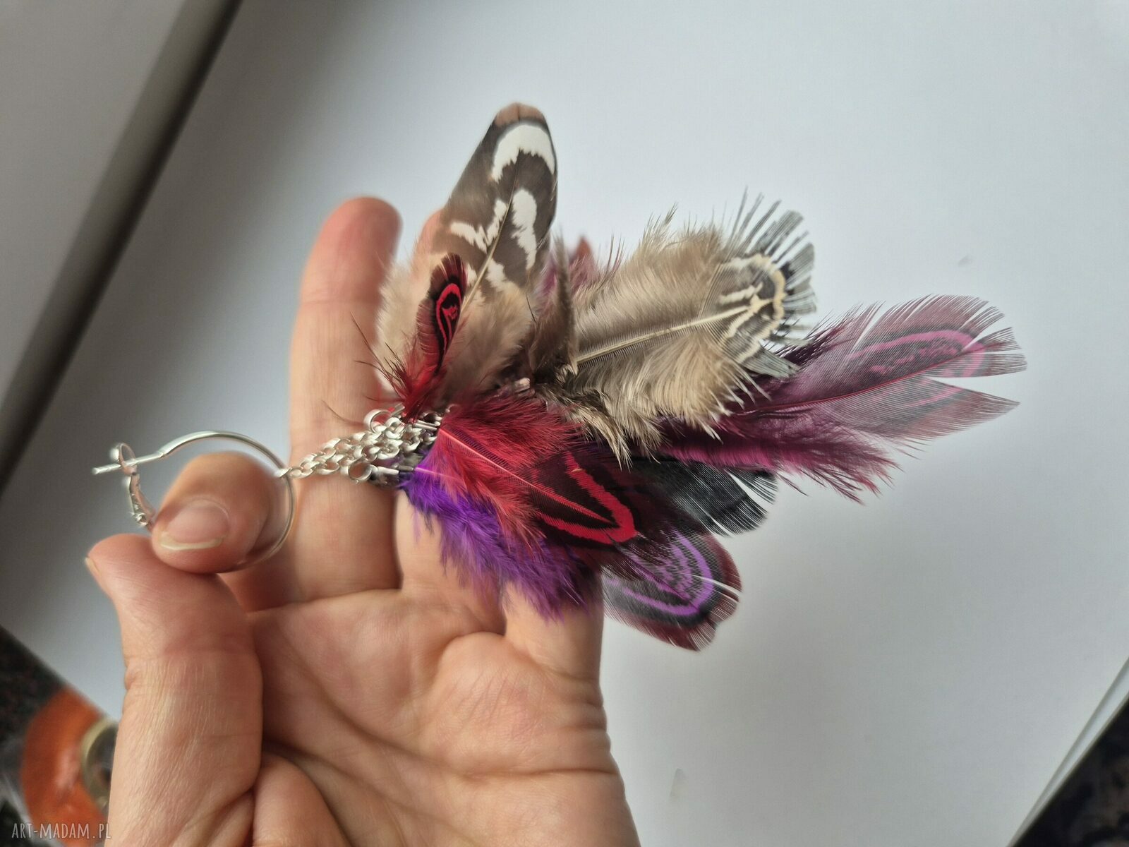 Kolczyki pióra boho - lekkie i wyraziste duże
