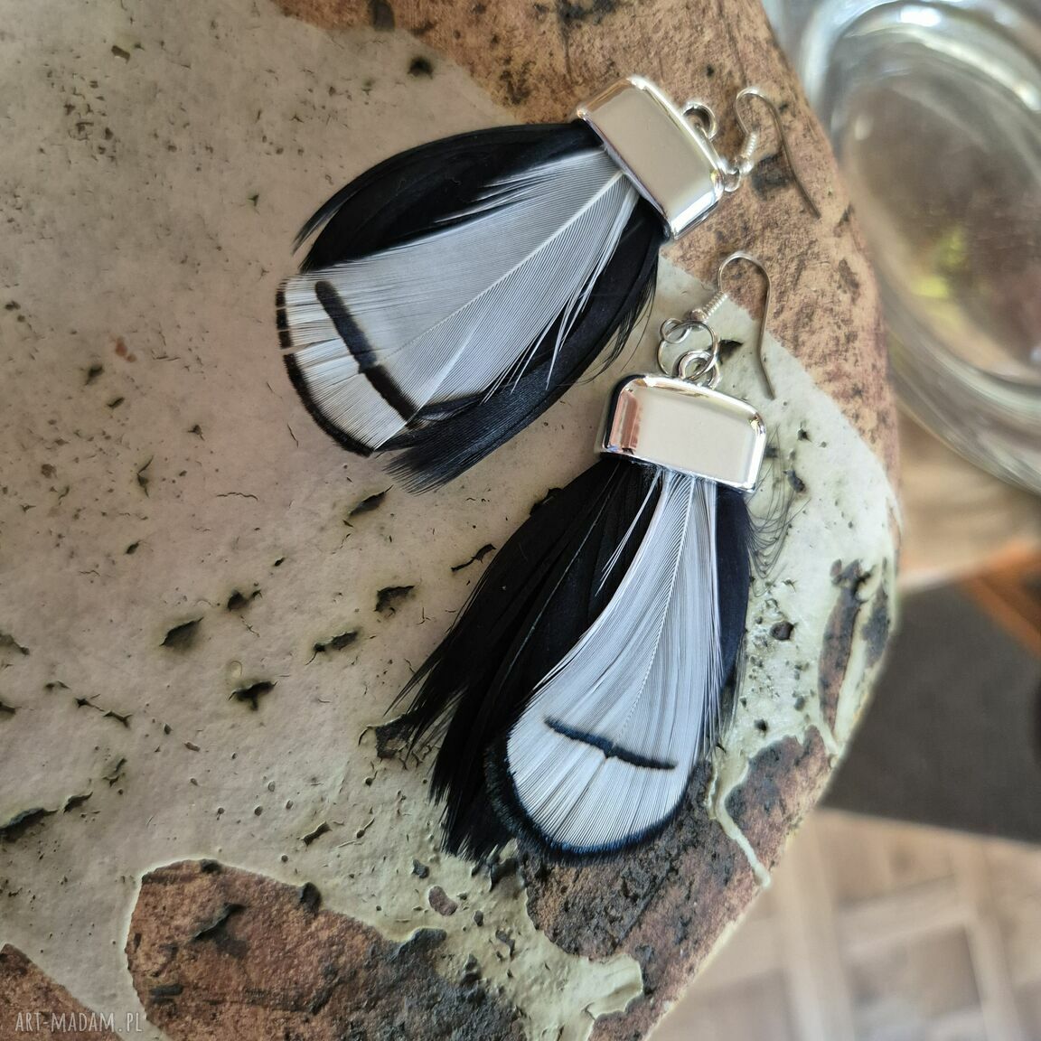 Kolczyki pióra leciutkie boho i etno - Ruda Klara (box x1)
