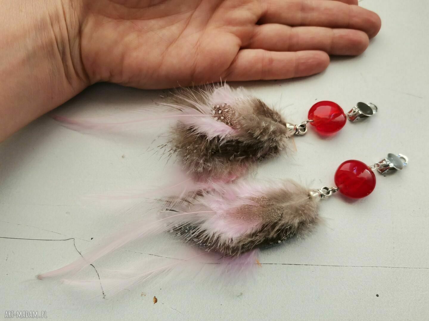 Klipsy z piórami duże i lekkie - boho folk frida, box x1