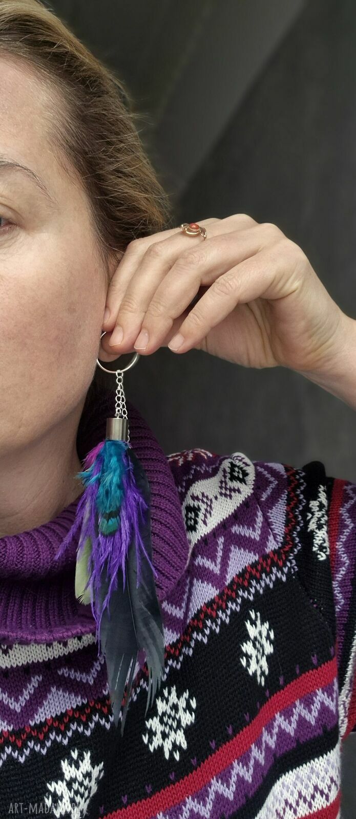 Kolczyki pióra boho kolorowe - lekkie rękodzieło od Rudy Klary