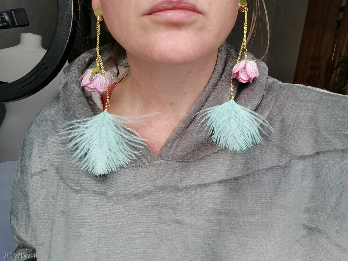 Klipsy pióra lekkie w stylu boho-folk - róże i etno