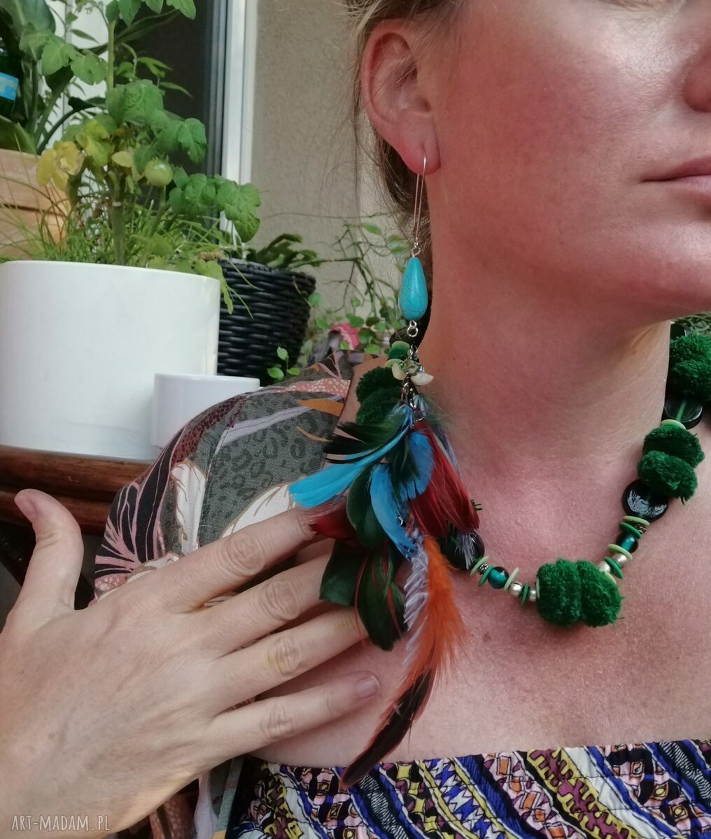 Wiszące kolczyki boho z piórami i turkusowymi kamieniami - Frida