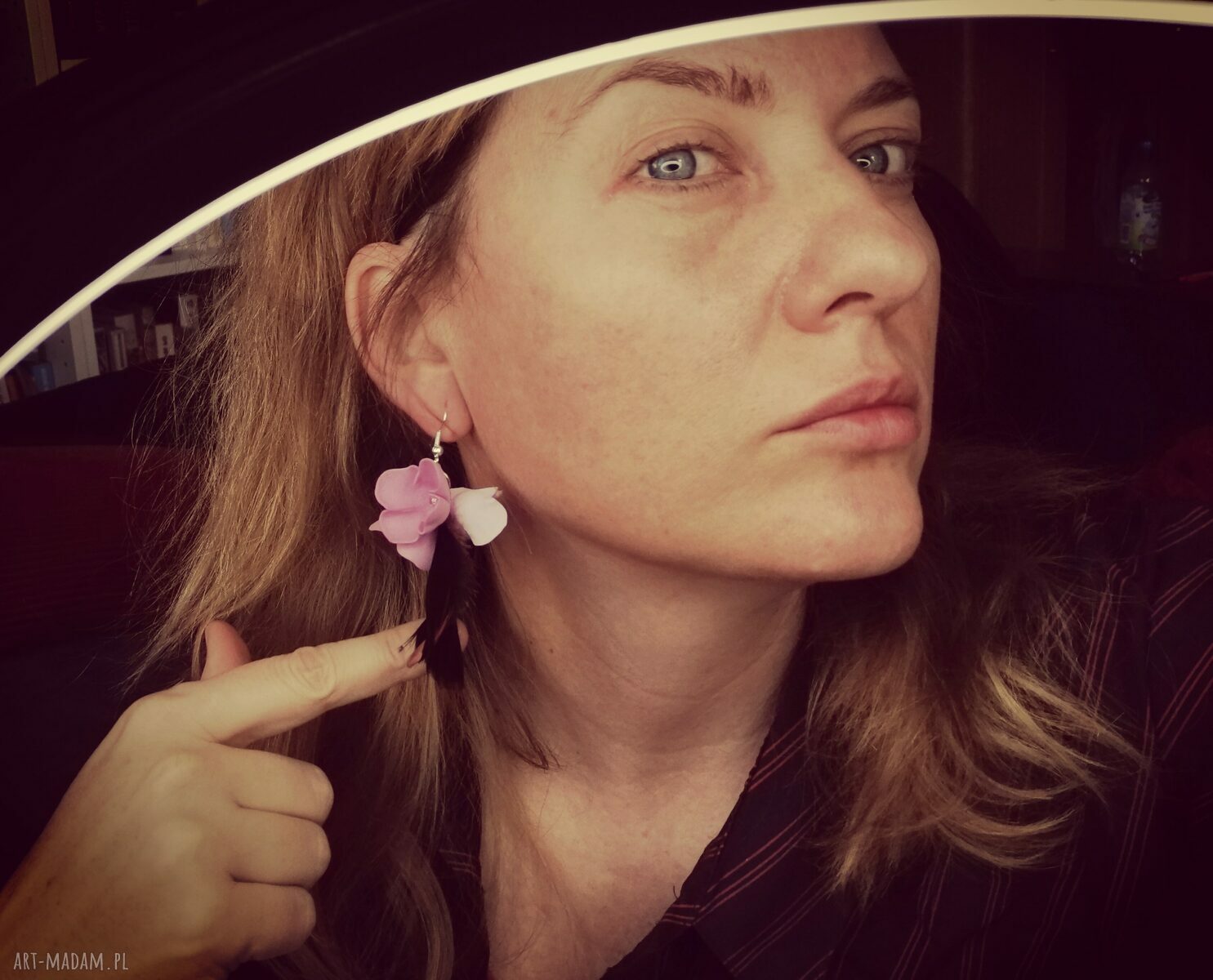 Kolczyki pióra i kwiaty - boho, etno i styl Frida