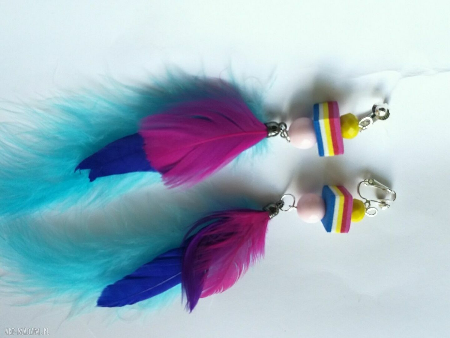 Klipsy z piórami Tęcza - etno boho folk, długość 19 cm