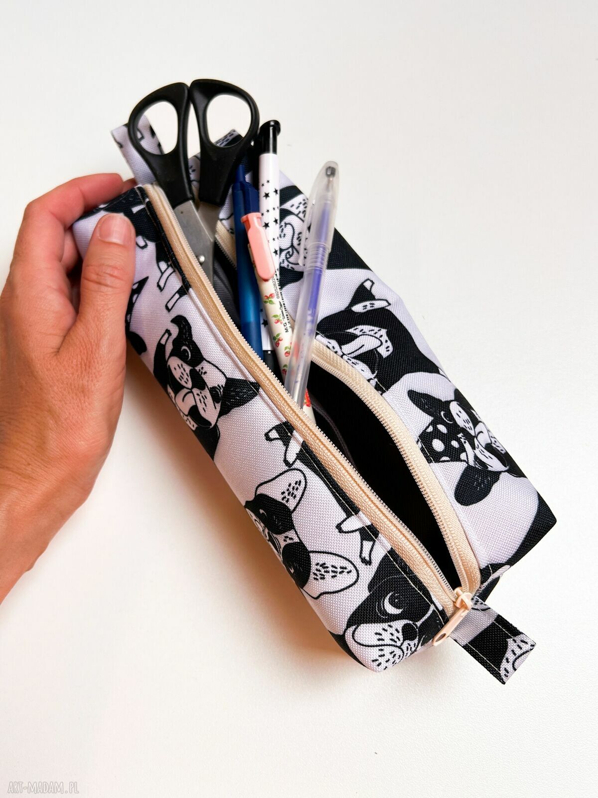 Piórnik w pieski - ręcznie szyte etui z personalizacją
