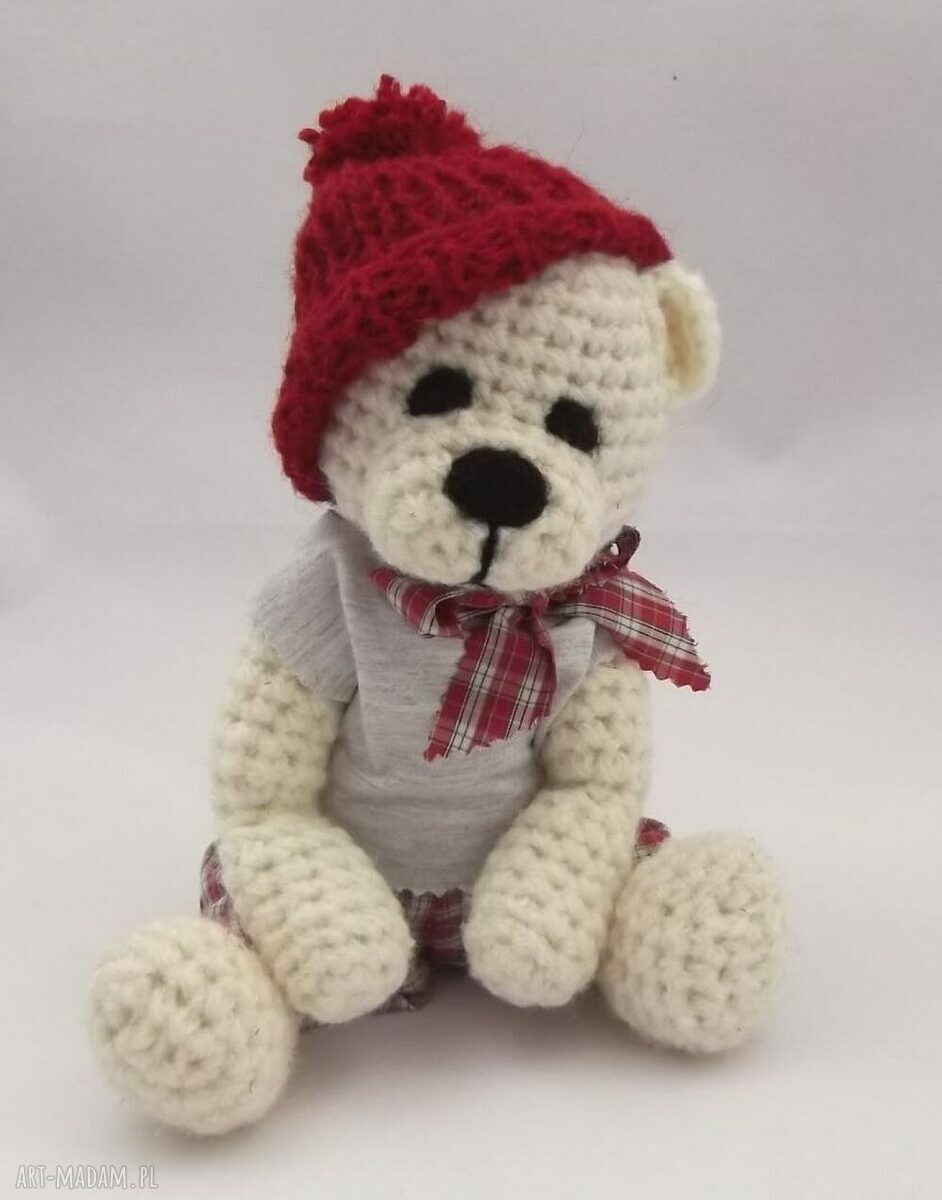 Piotruś - szydełkowy miś handmade na indywidualne zamówienie