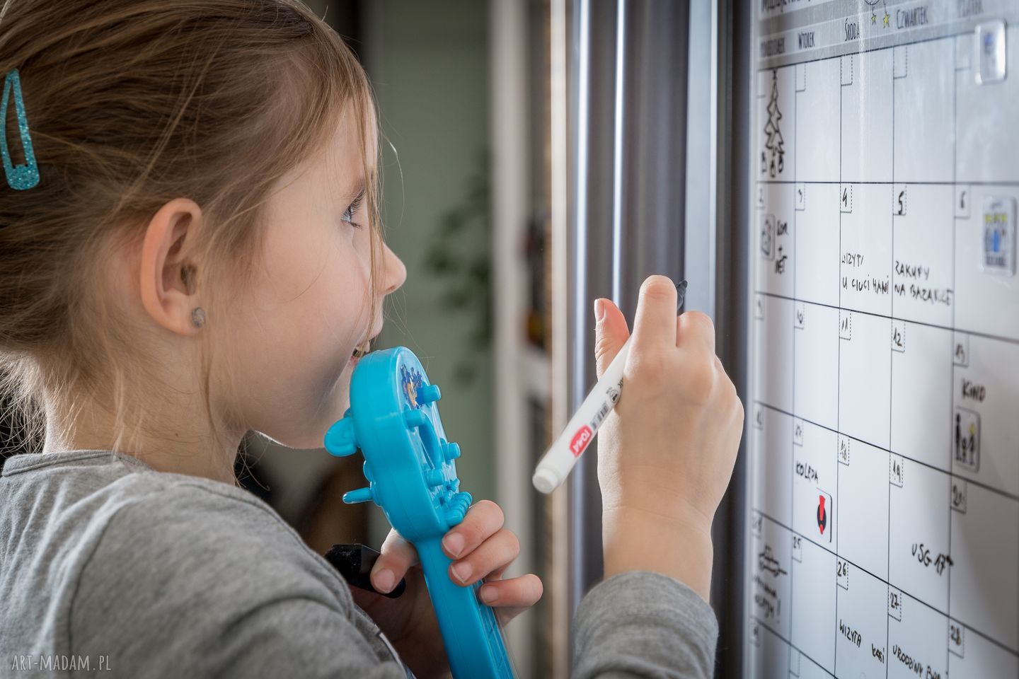 Planer miesięczny magnetyczny na lodówkę dla rodziny - suchościeralny motywator do codziennych planów