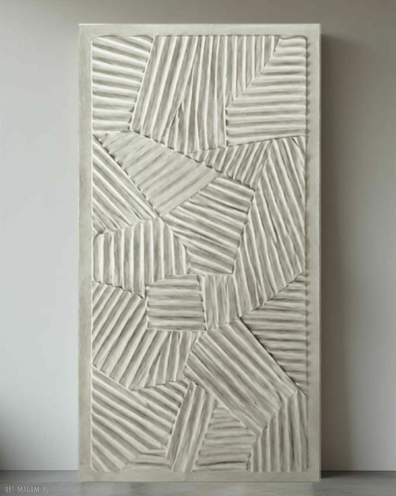 Płaskorzeźba ścienna 80x160 cm w kolorze RAL 9010