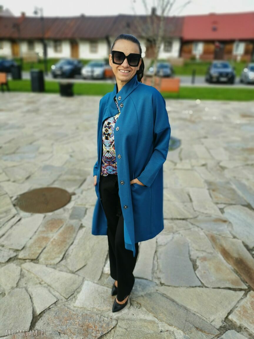 Płaszcz outfit Lana Mare Capotte - kardigan wdzianko handmade z frędzlami