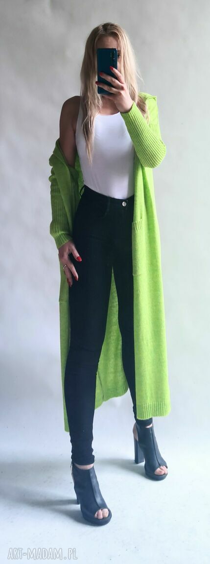 Limonkowy płaszczyk - długi sweter z kapturem oversize handmade Bellafeltro