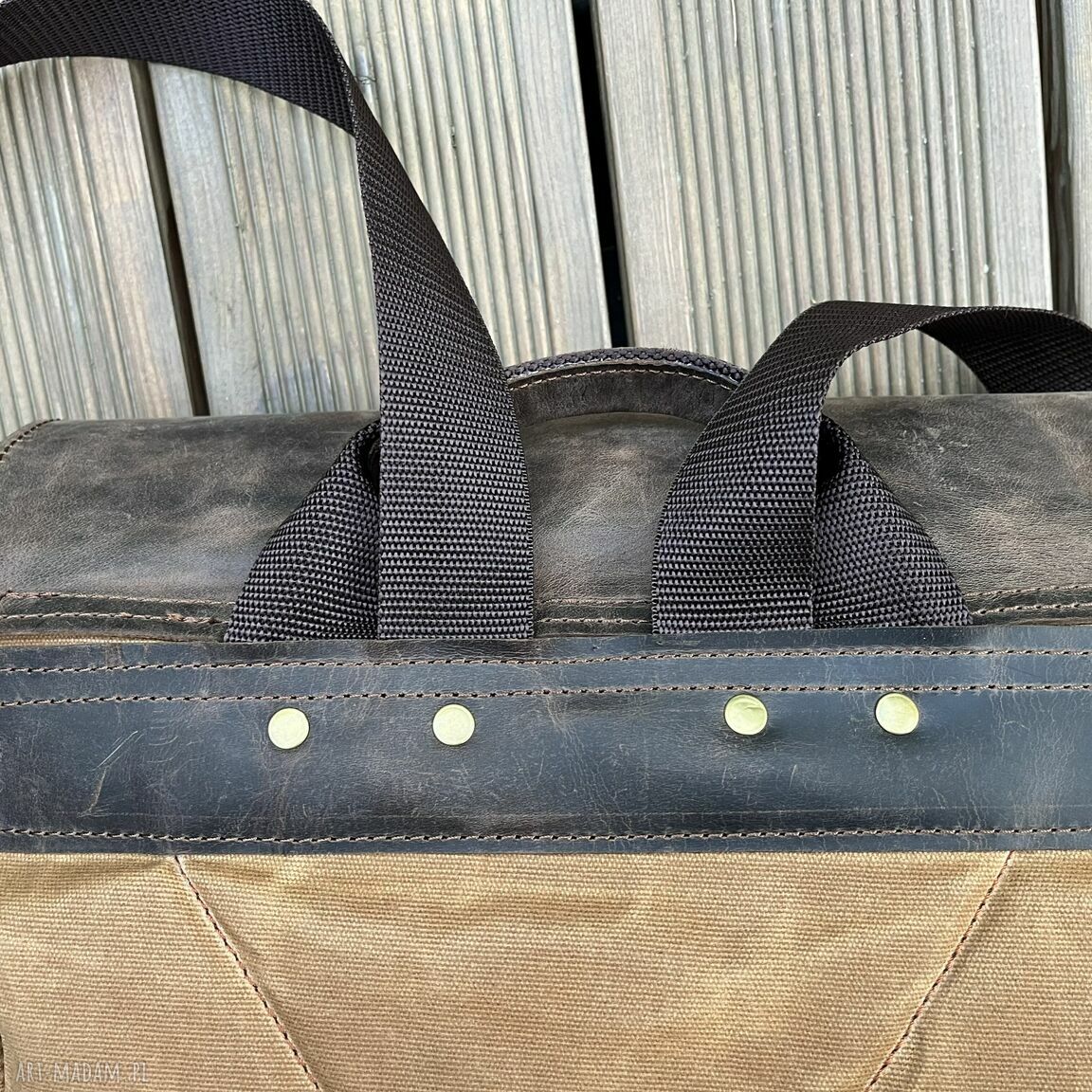 plecaki: Plecak brązowy ze skóry i bawełny woskowanej. autorskie