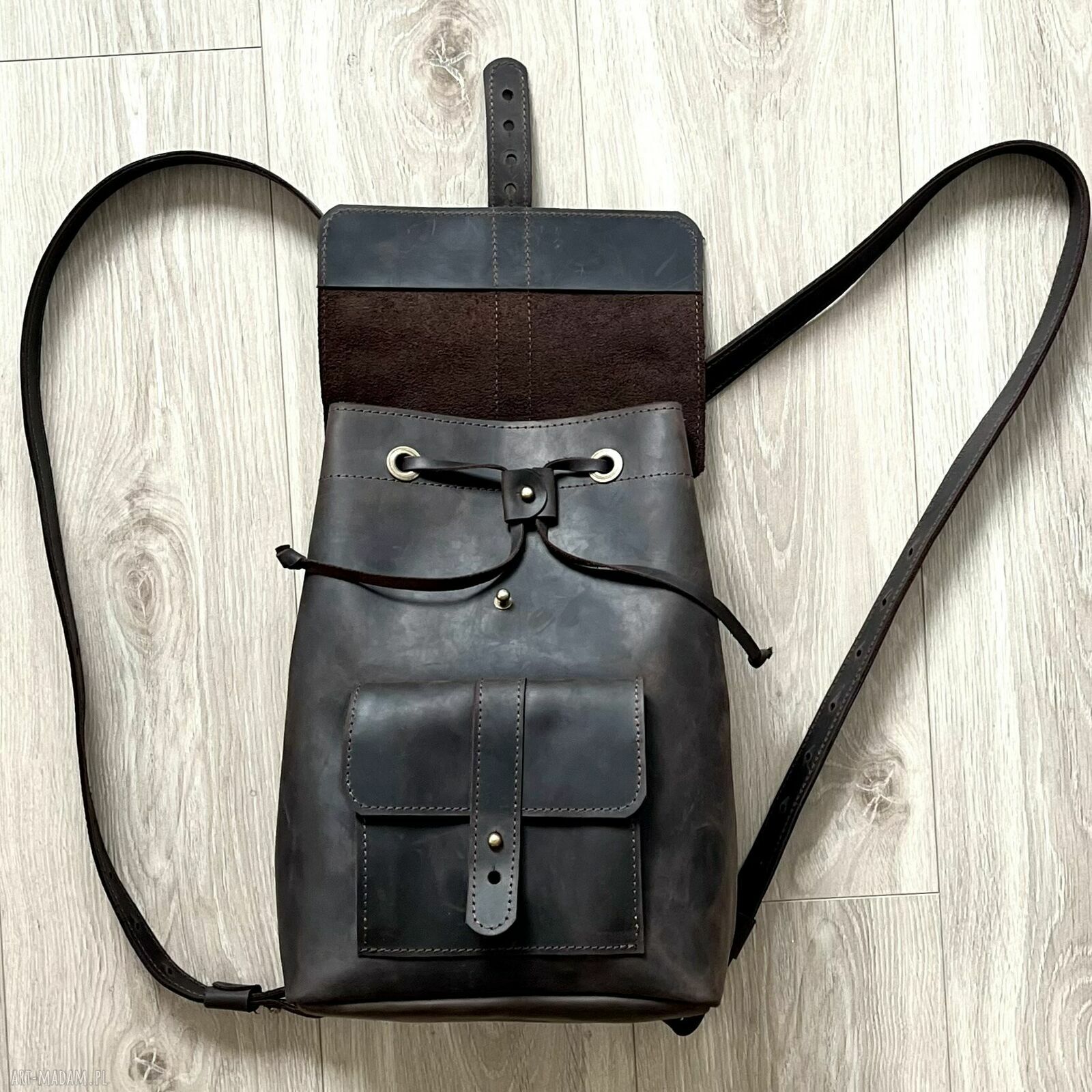 Plecak ciemno-brązowy vintage ze skóry Crazy Horse - handmade do miasta