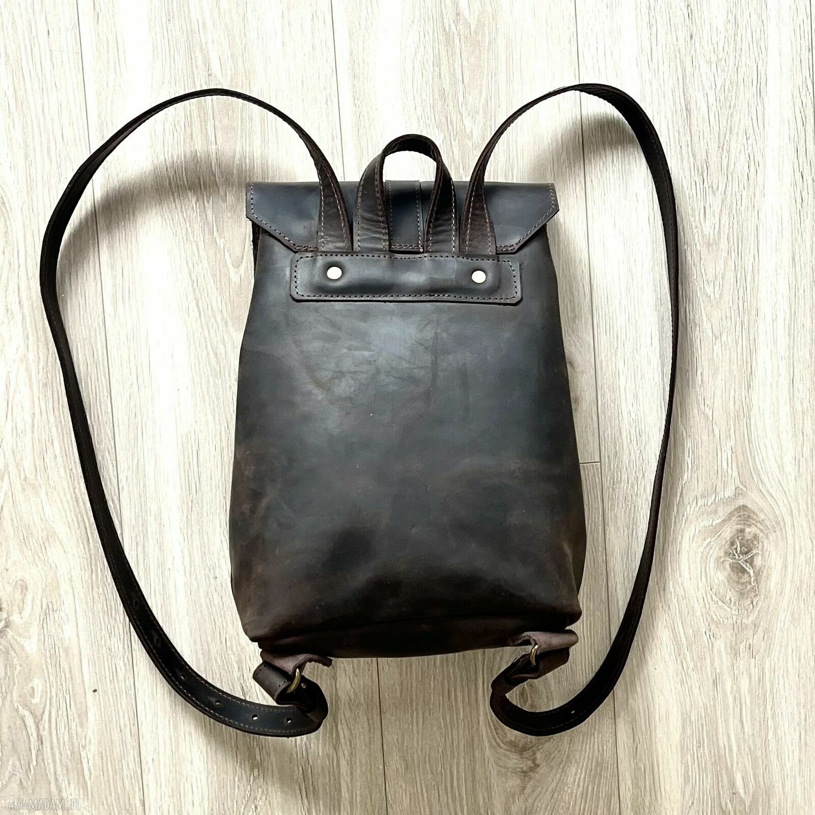 Plecak ciemno-brązowy vintage ze skóry Crazy Horse - handmade do miasta