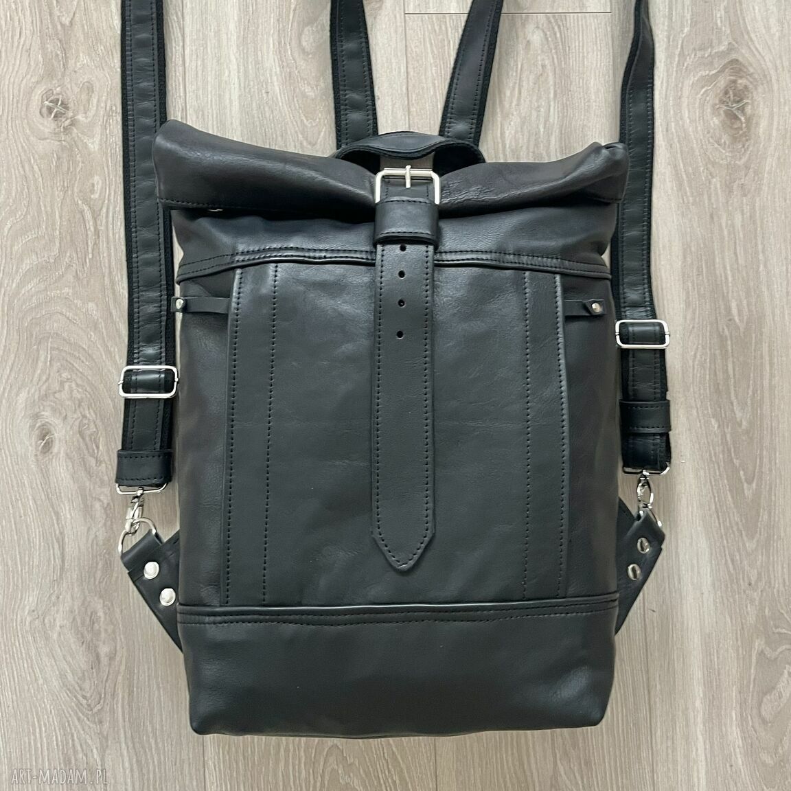 Plecak czarny skóry rolowany skórzany duży szkoły vintage