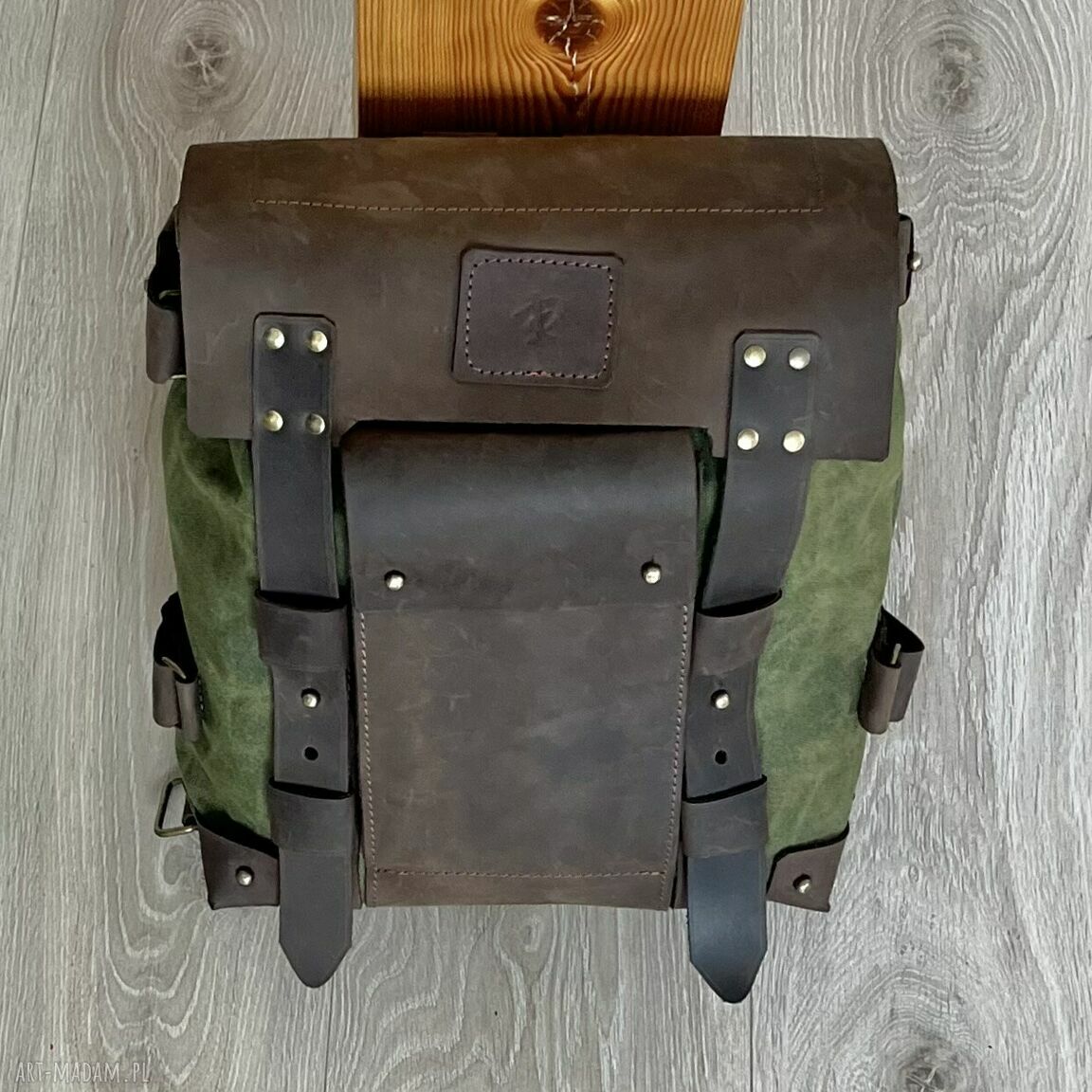 plecaki: Plecak ze skóry i bawełny woskowanej zielono brązowy wersja na jeden pas nośny