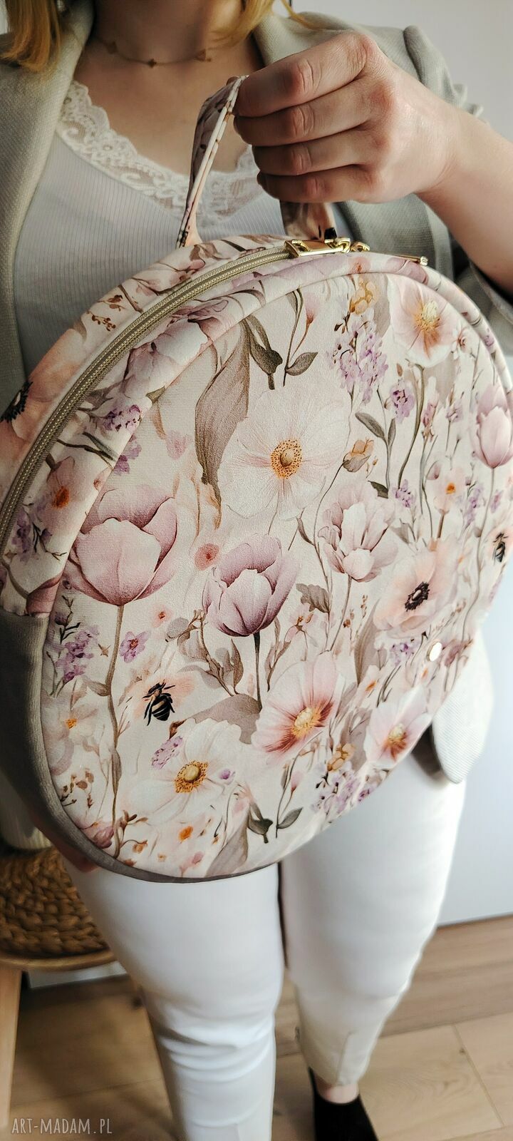 Plecak Okrągły „Różowa Łąka” w kwiaty - 2w1, handmade