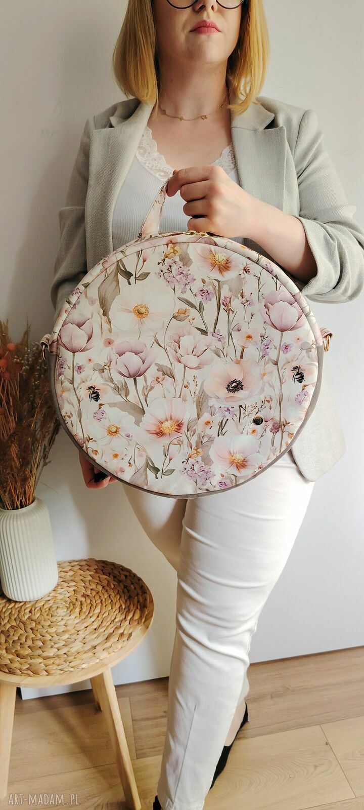 Plecak Okrągły „Różowa Łąka” w kwiaty - 2w1, handmade