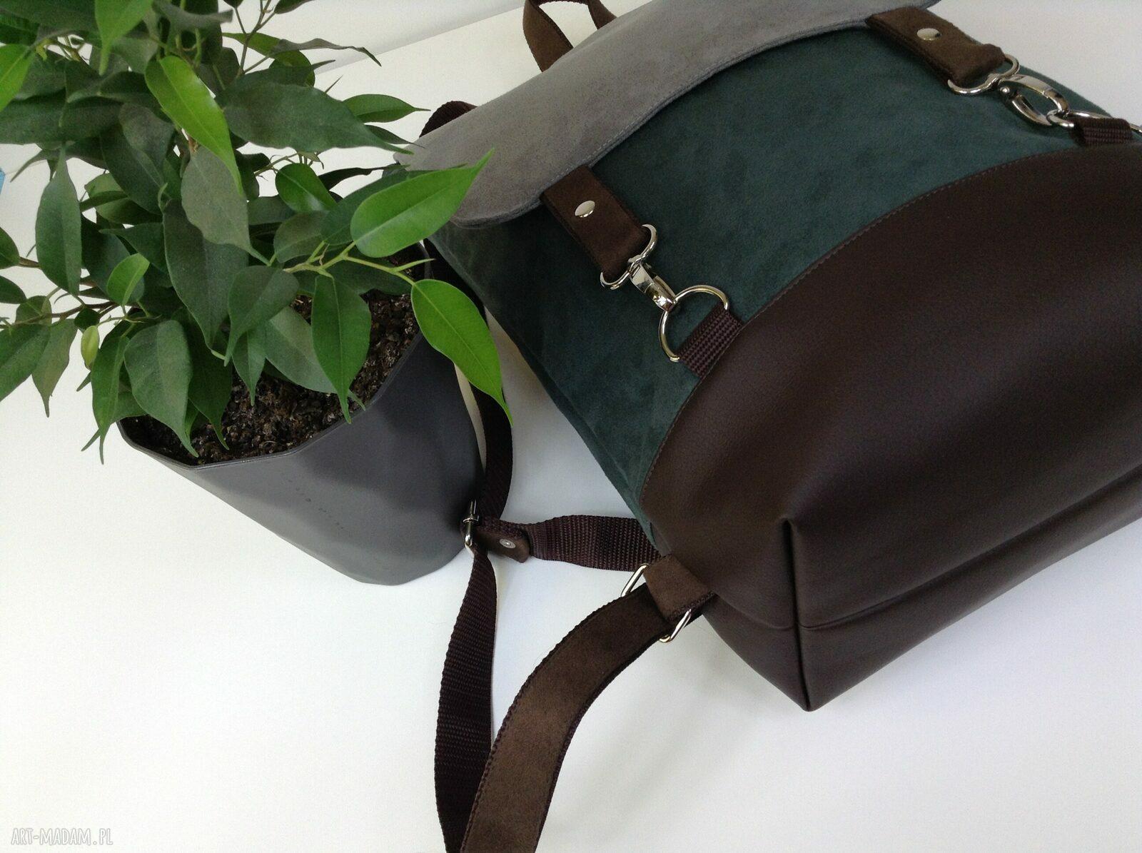 Mini plecak na laptopa handmade - wzmocniona kieszeń i miejsce na A4