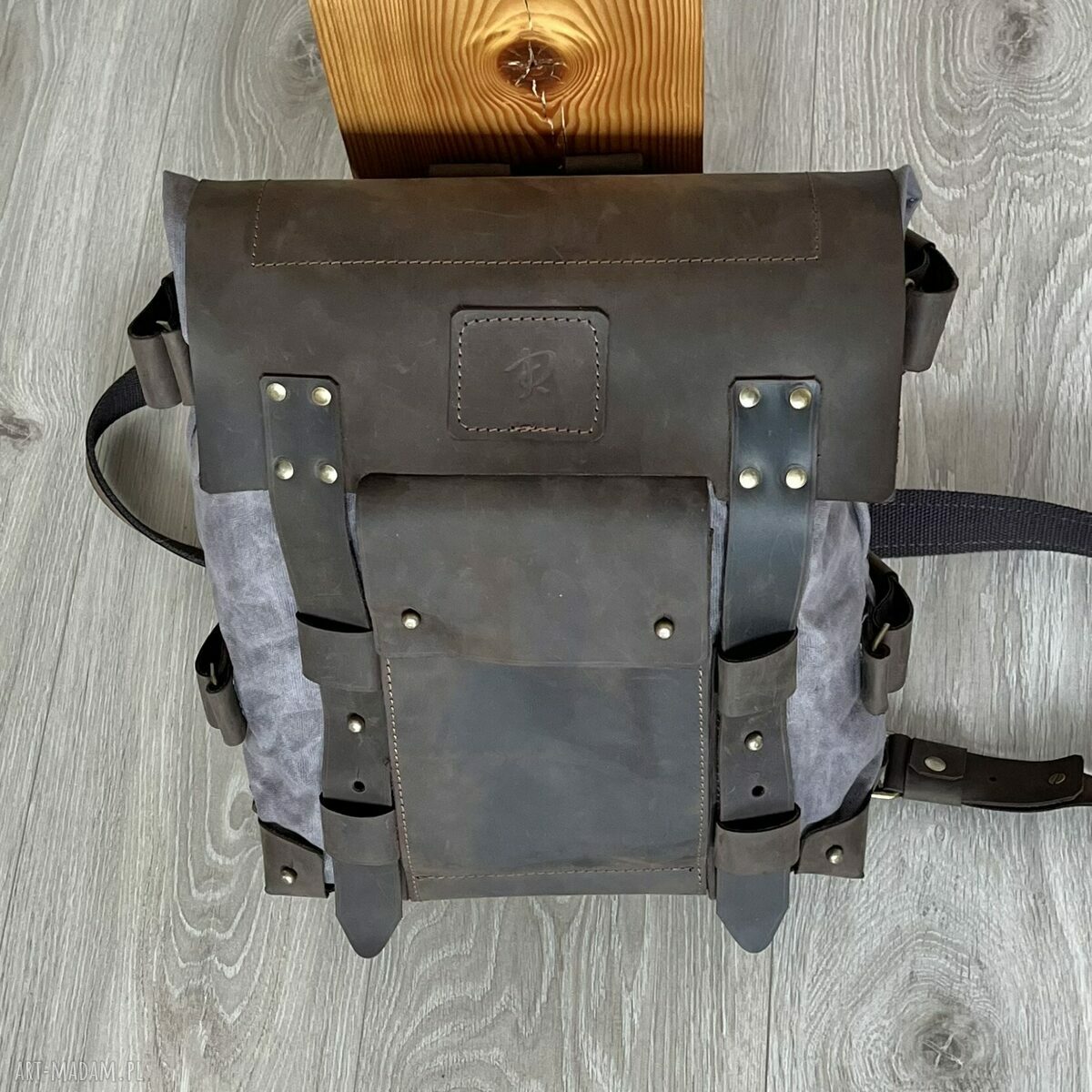 plecaki: Plecak Vintage ze skóry i bawełny woskowanej szaro brązowy. Ręcznie robione