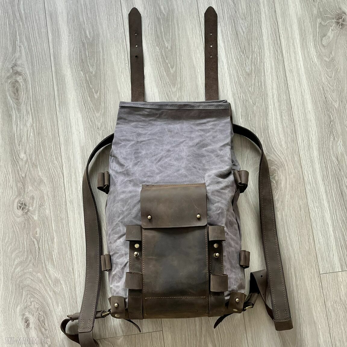 plecaki: Plecak Vintage ze skóry i bawełny woskowanej szaro brązowy. Ręcznie robione