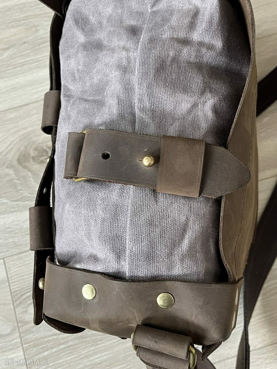 plecaki: Plecak Vintage ze skóry i bawełny woskowanej szaro brązowy. Ręcznie robione