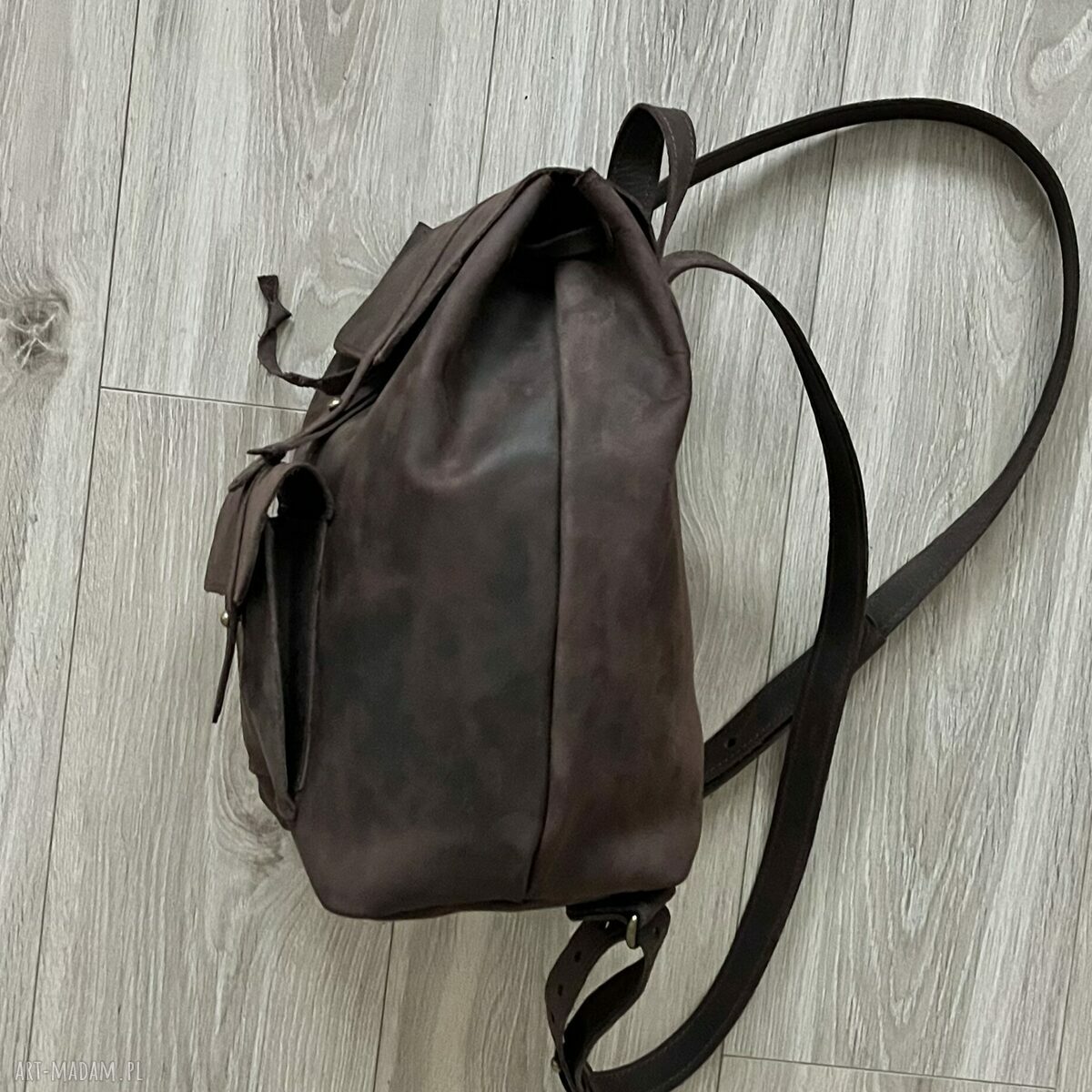 plecaki: Plecak w kolorze ciemny brąz wykonany ze skóry „Crazy Horse” w stylu Vintage