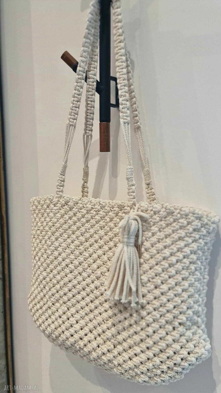 Pleciona torebka na ramię handmade z sznurka - mleczna biel i złota nić