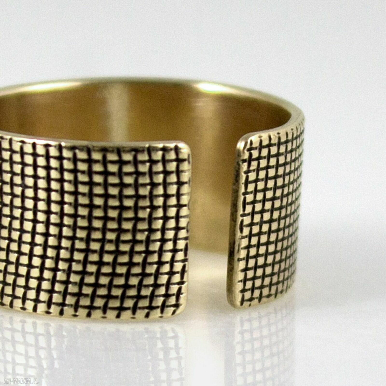 Płótno - regulowana mosiężna obrączka handmade, rozmiar S
