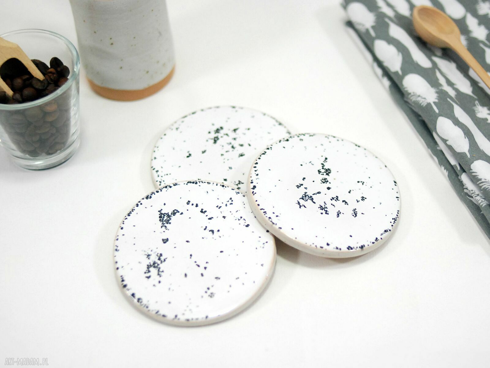 Podkładki pod filiżanki Terrazzo - ręcznie robione ceramiczne (Ø 9 cm)