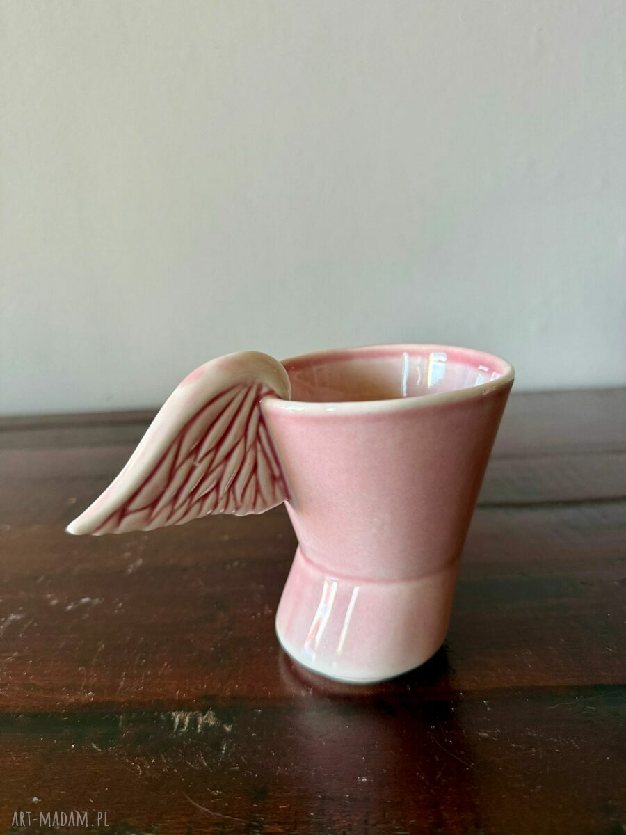 Filiżanka ceramiczna „Angel” - ręcznie robiona w delikatnym różu