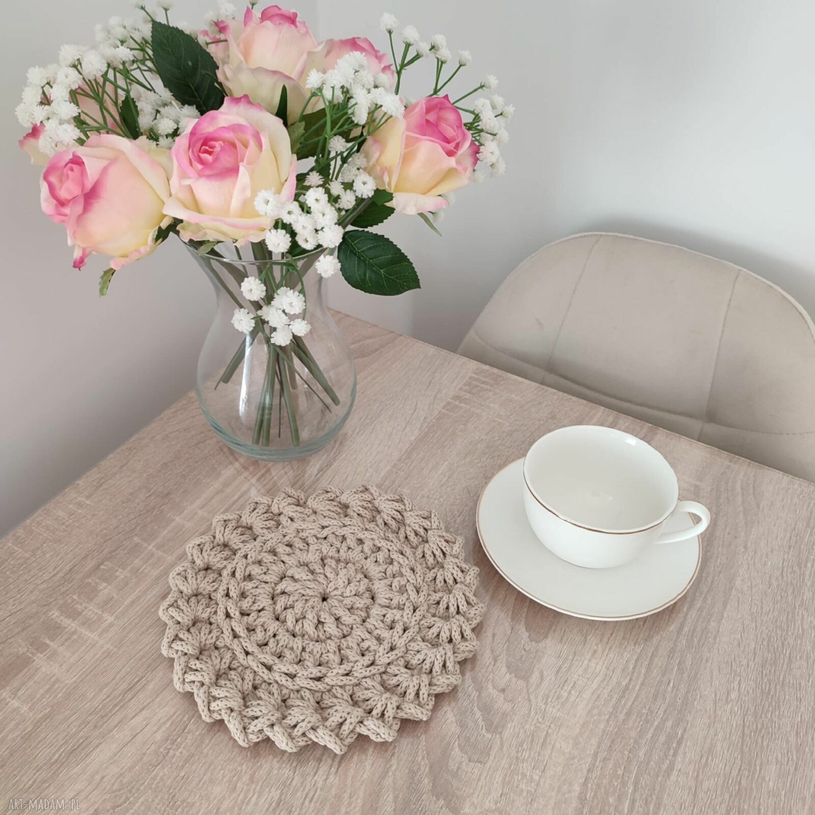 Podkładka boho pod kubki szydełkowa ze sznurka 20 cm