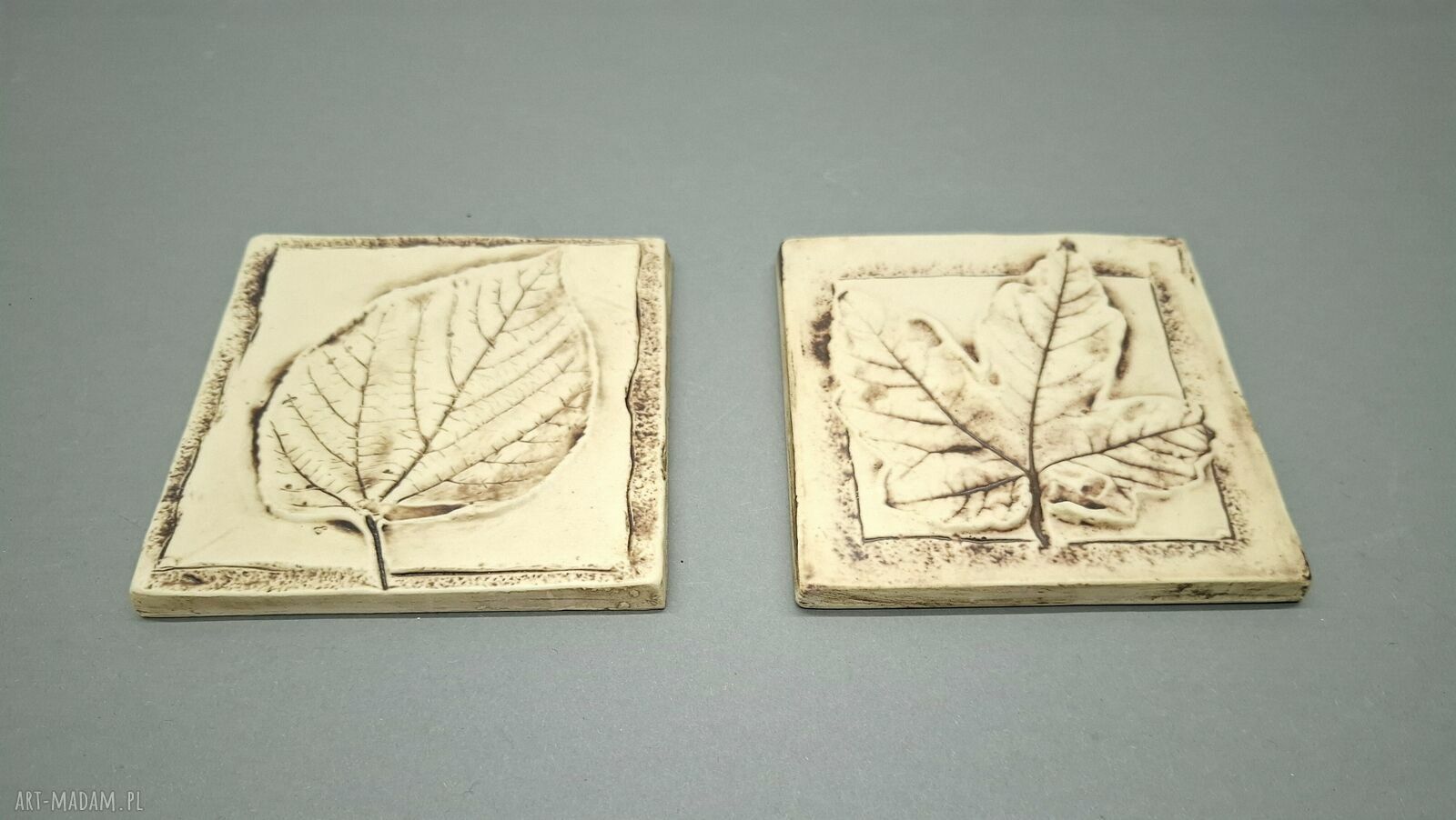 Podkładka Liść Klonu z ceramiki - handmade ozdoba na stół