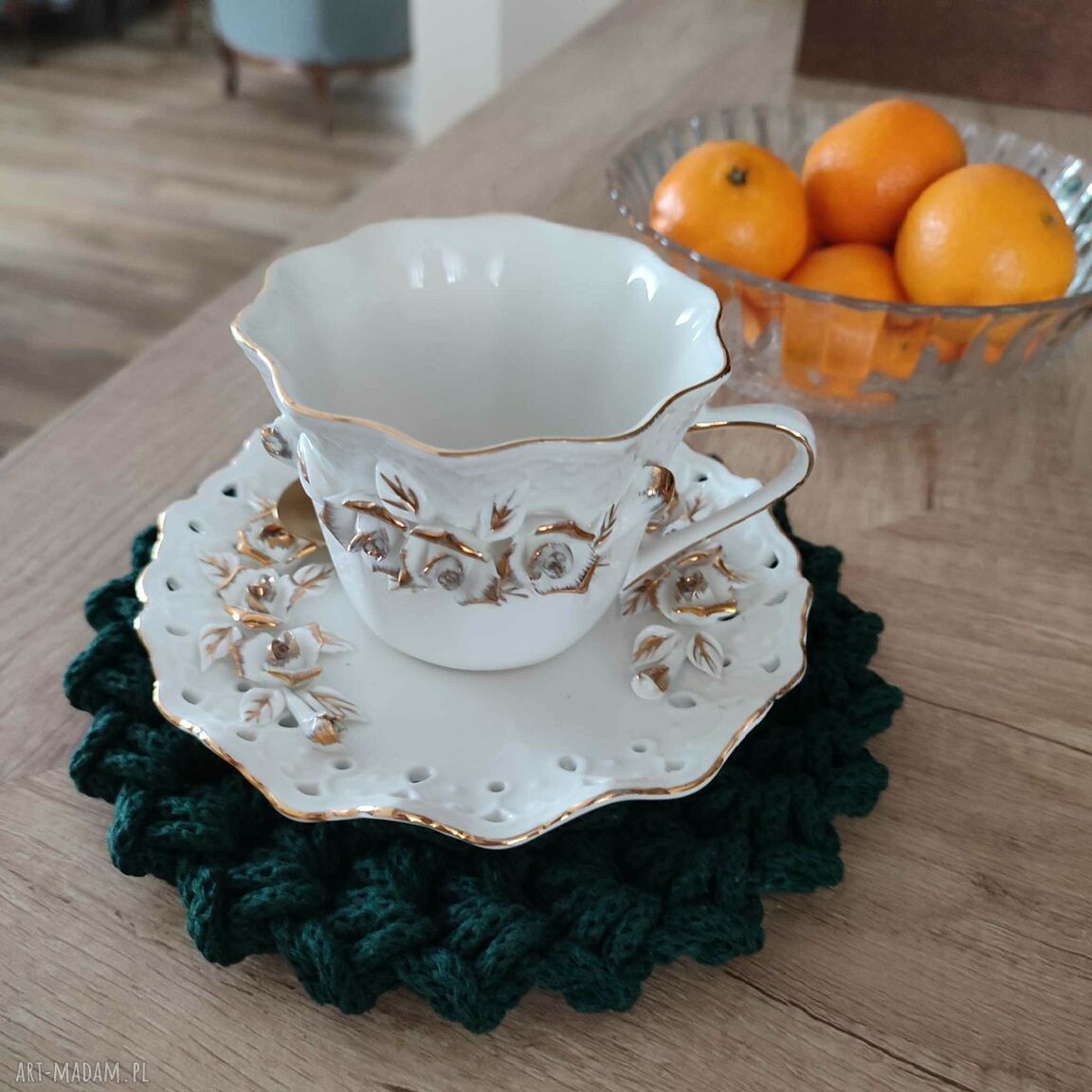 Podkładka okrągła pod kubki 20 cm - szydełkowana