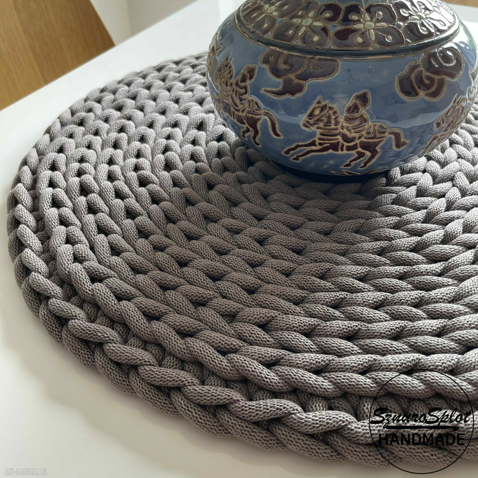 Podkładka na stół ze sznurka - okrągła, 50 cm