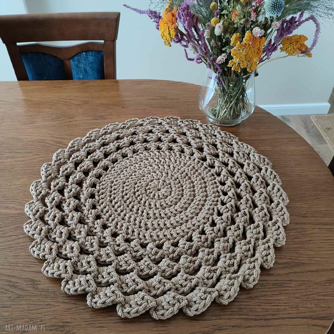 Podkładka szydełkowa ze sznurka 60 cm w stylu boho