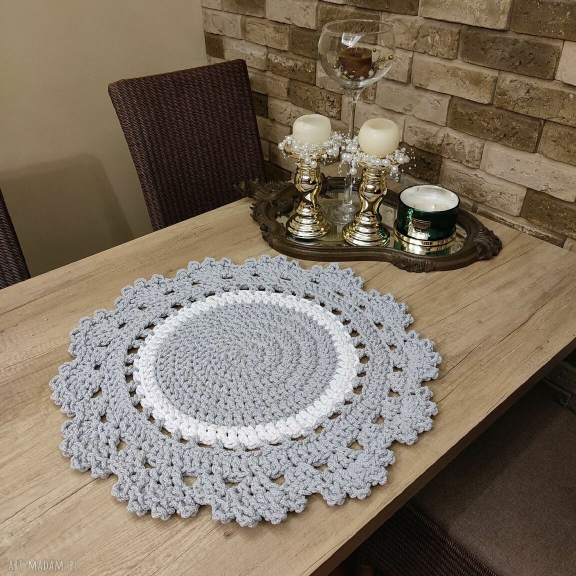 Podkładka szydełkowa na stolik 60 cm (handmade)