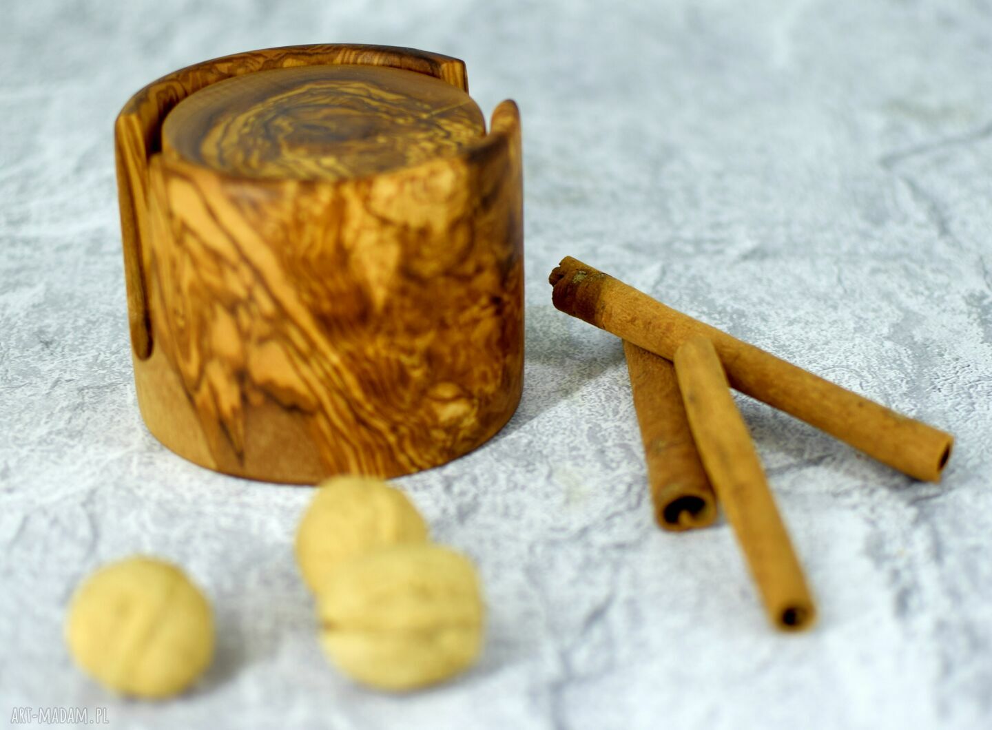 Podkładki pod kubek w stojaku 6 szt. drewno oliwne (handmade)