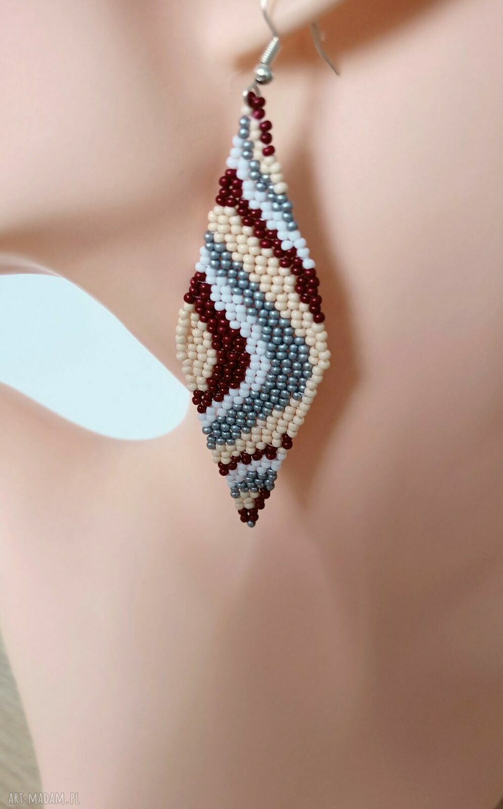 Kolczyki podłużne romby z koralików - ręcznie robione beading