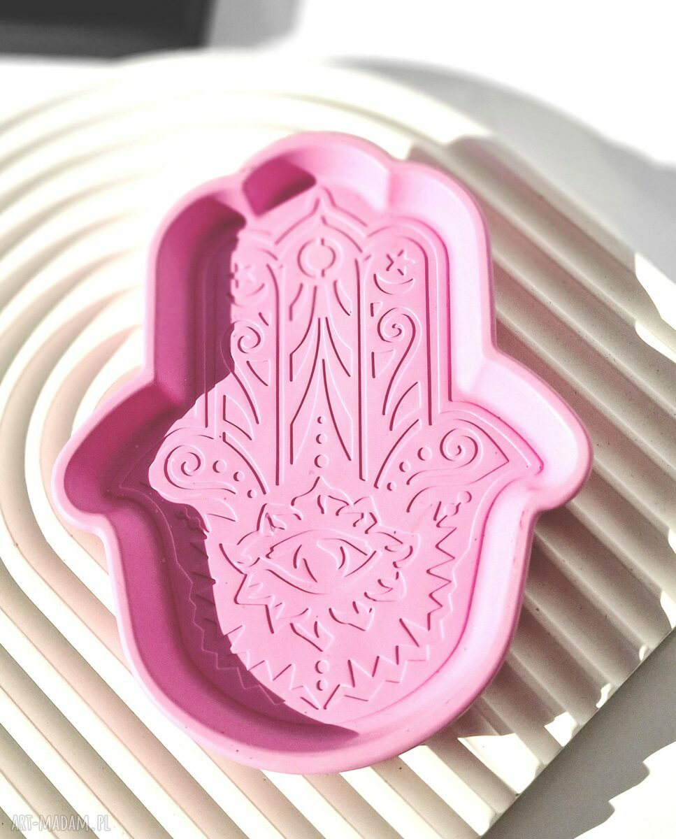 Podstawka Hamsa Pink - ręcznie robiona podkładka na biżuterię